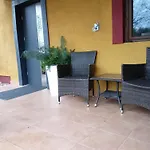 Pod Kasztanami Blisko A2 * Baranow (Grodzisk Mazowiecki)