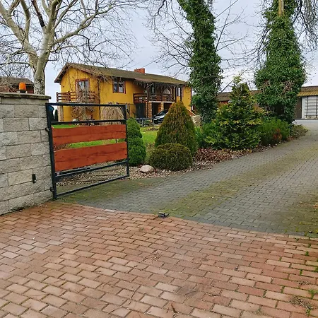 Apartment Pod Kasztanami Blisko A2 Baranow (Grodzisk Mazowiecki)