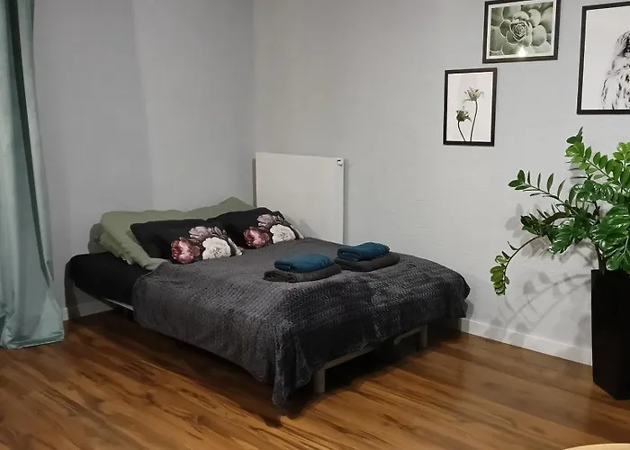 Pod Kasztanami Blisko A2 Baranow (Grodzisk Mazowiecki)